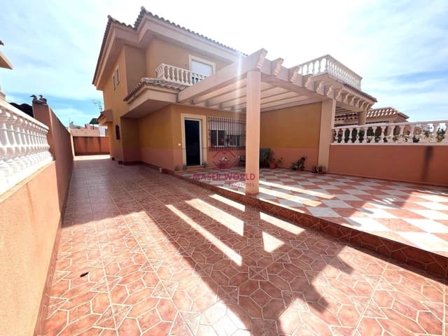 3 makuuhuone Huvila myytävänä paikassa Bahia, Mazarrón mukana 
autotalli - 230 000 € (Ref: 8256408)