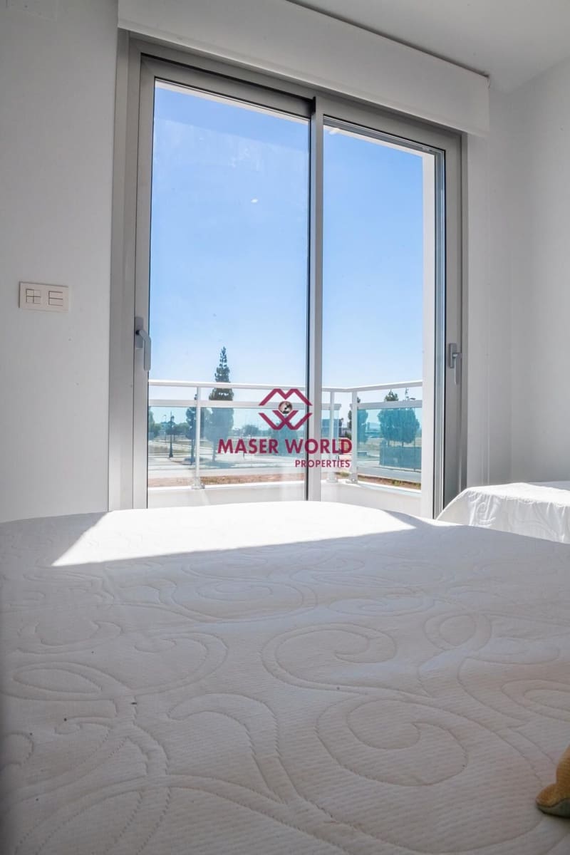 3 Zimmer Villa zu verkaufen in Los Alcazares mit Pool Garage - 445.000 € (Ref: 8377710)