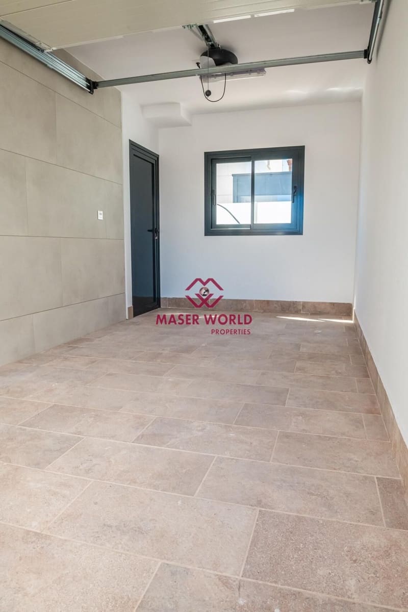 3 Zimmer Villa zu verkaufen in Los Alcazares mit Pool Garage - 445.000 € (Ref: 8377710)