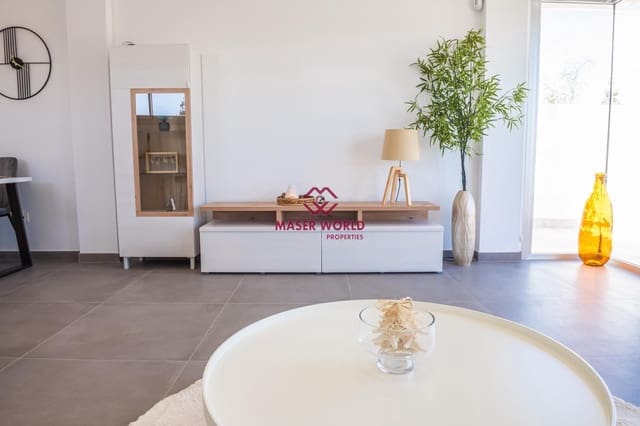 3 Zimmer Villa zu verkaufen in Los Alcázares mit Pool Garage - 445.000 € (Ref: 8377710)