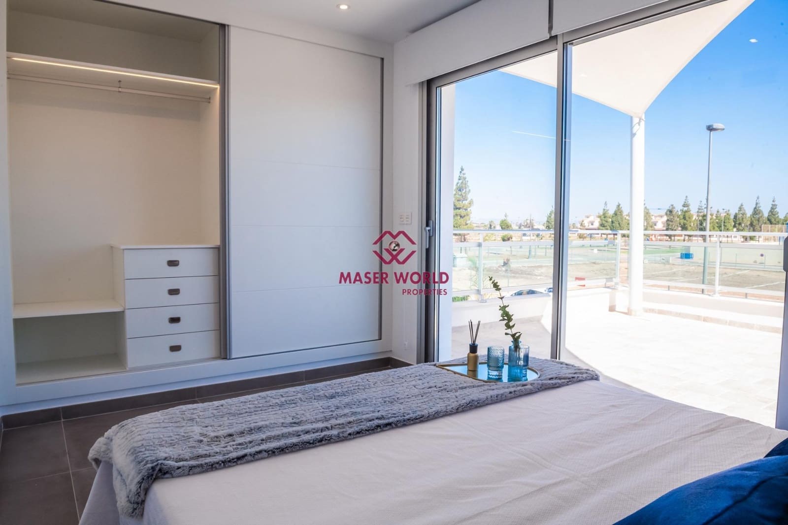 3 Zimmer Villa zu verkaufen in Los Alcazares mit Pool Garage - 445.000 € (Ref: 8377710)