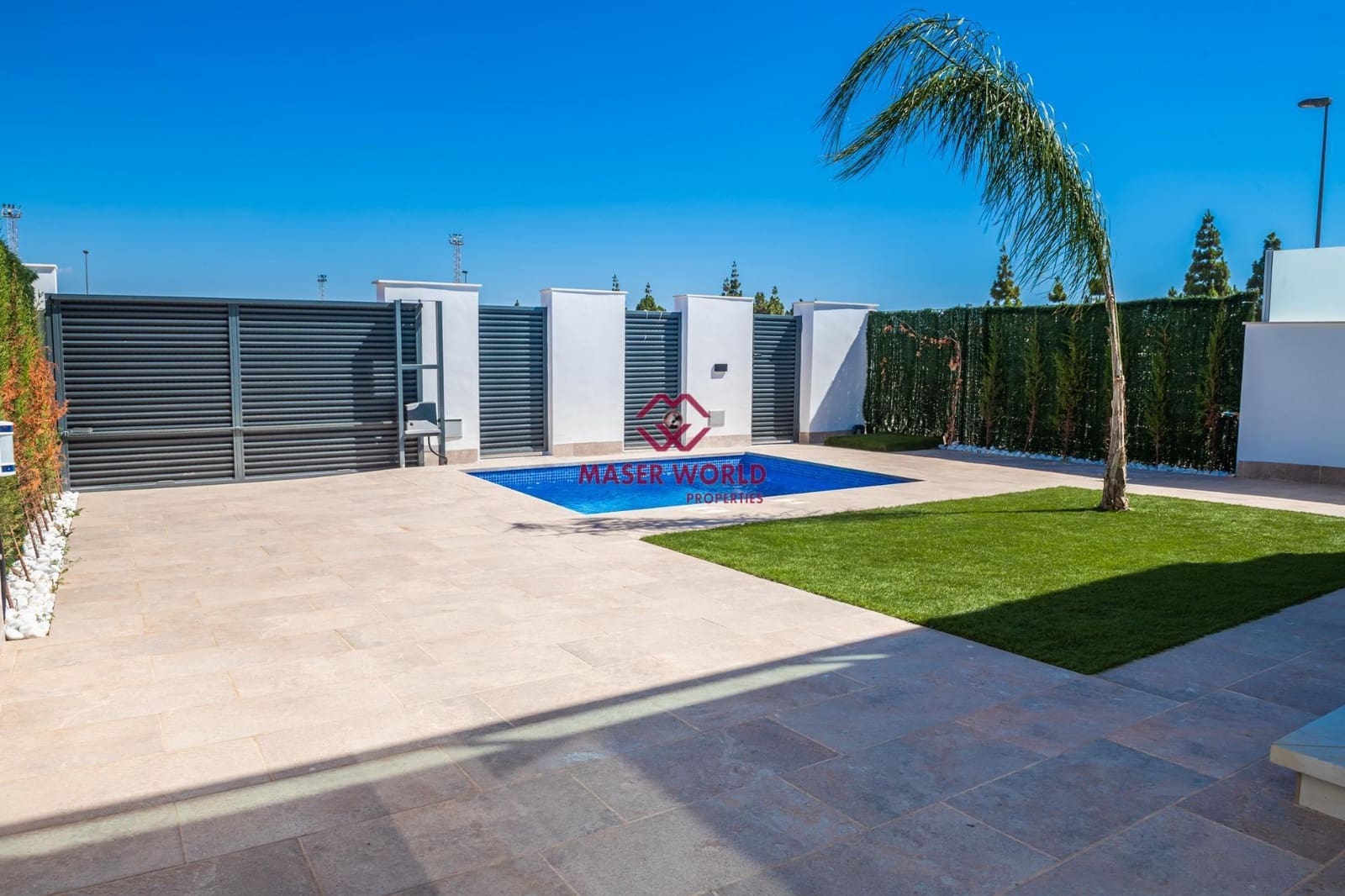 3 Zimmer Villa zu verkaufen in Los Alcazares mit Pool Garage - 445.000 € (Ref: 8377710)
