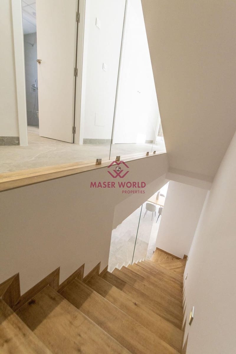 3 bedroom Villa for sale in Pilar de la Horadada with pool - € 474,900 (Ref: 8398481)