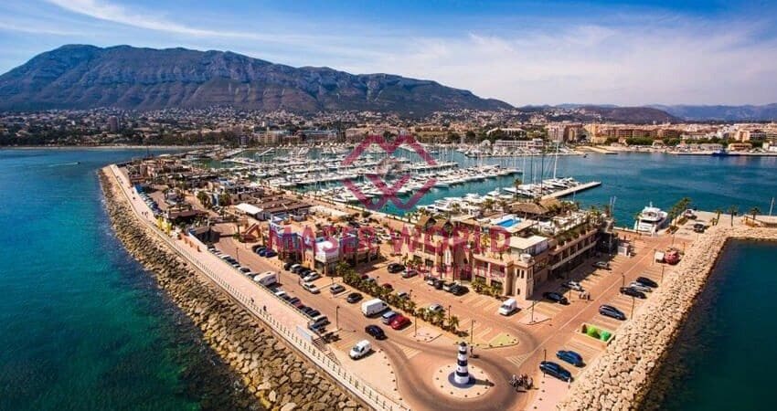 3 sypialnia Penthouse na sprzedaż w Denia z basenem garażem - 499 000 € (Ref: 8415410)