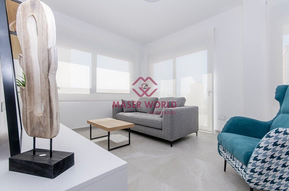 2 soverom Bungalow til salgs i San Miguel de Salinas med svømmebasseng - € 375 000 (Ref: 8460422)