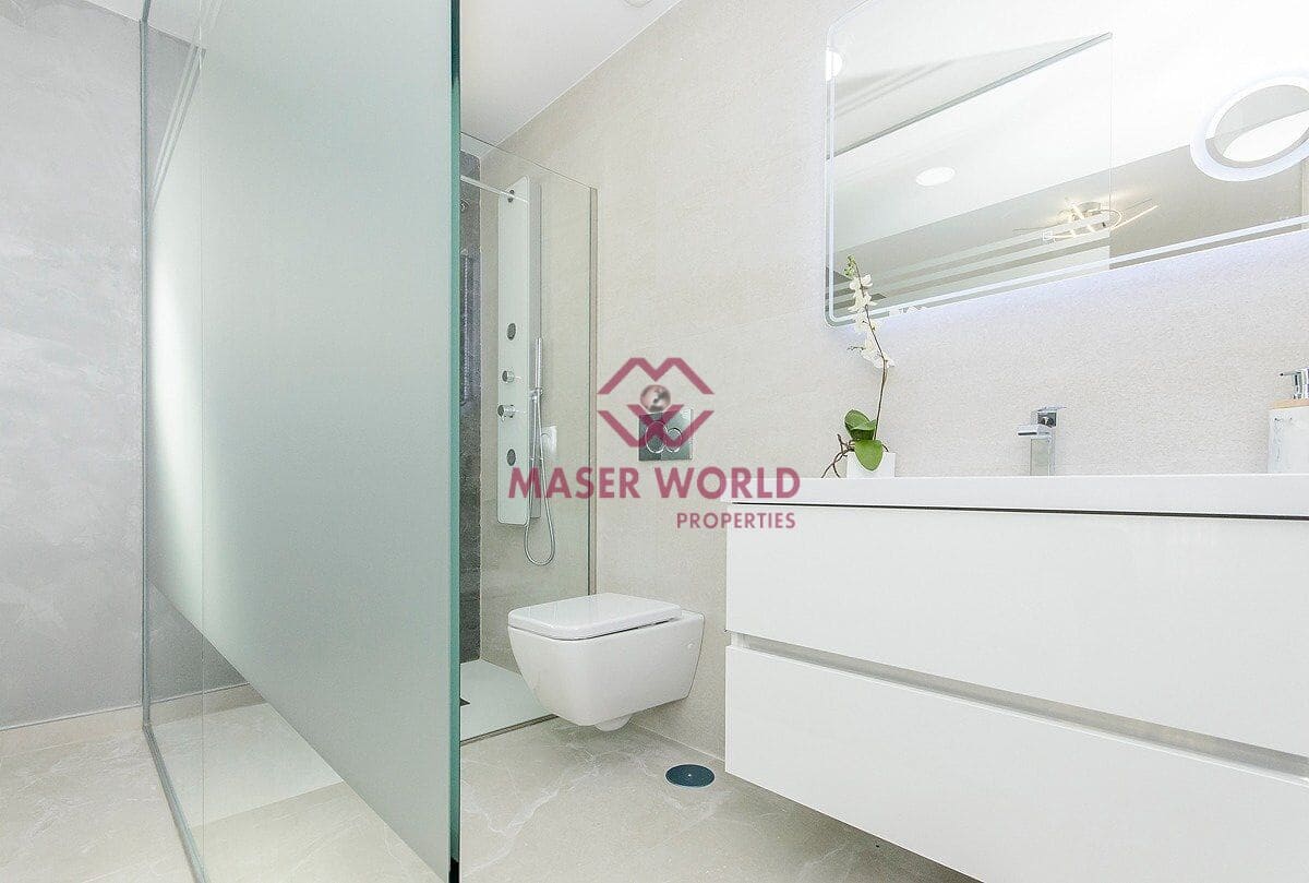 2 soverom Bungalow til salgs i San Miguel de Salinas med svømmebasseng - € 375 000 (Ref: 8460422)