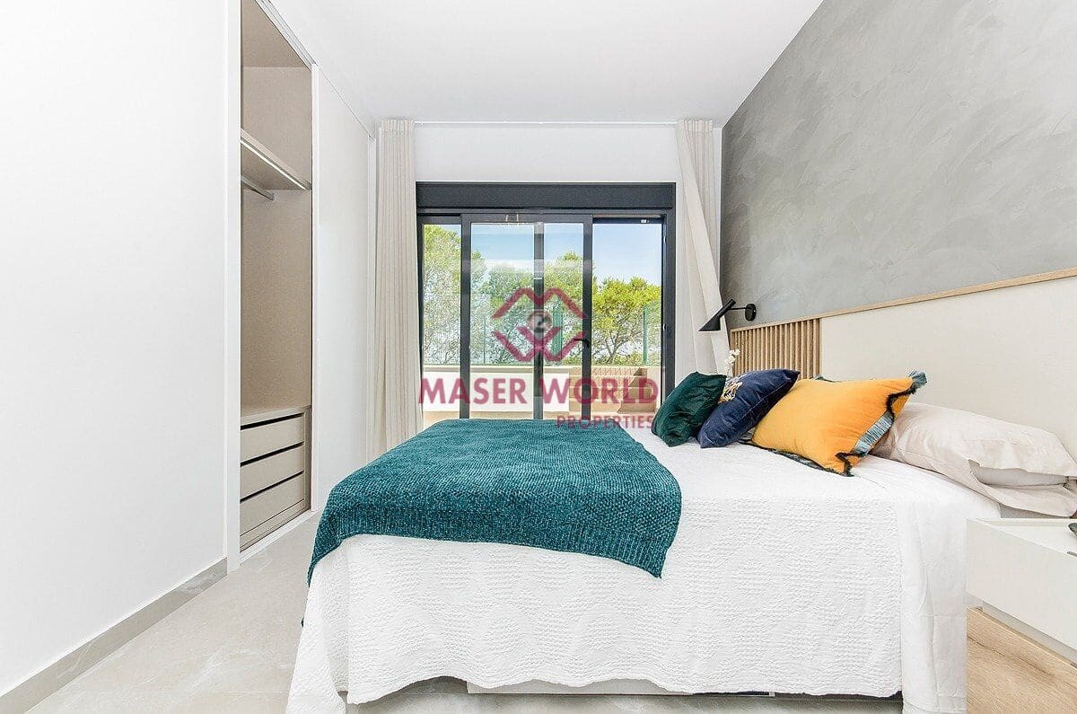 2 soverom Bungalow til salgs i San Miguel de Salinas med svømmebasseng - € 375 000 (Ref: 8460422)