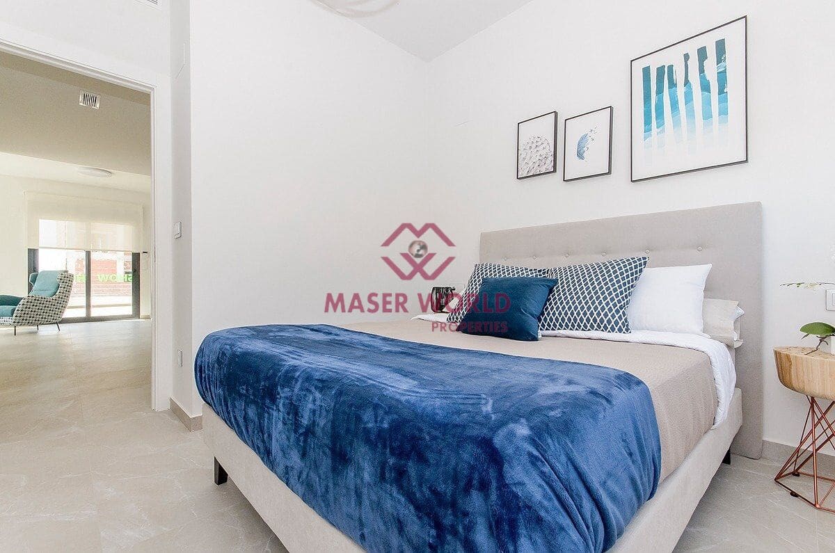 2 soverom Bungalow til salgs i San Miguel de Salinas med svømmebasseng - € 375 000 (Ref: 8460422)