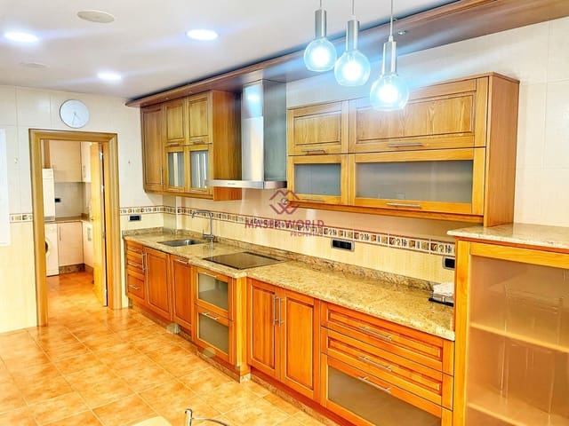 6 quarto Moradia para venda em Mazarrón com garagem - 362 900 € (Ref: 8704025)