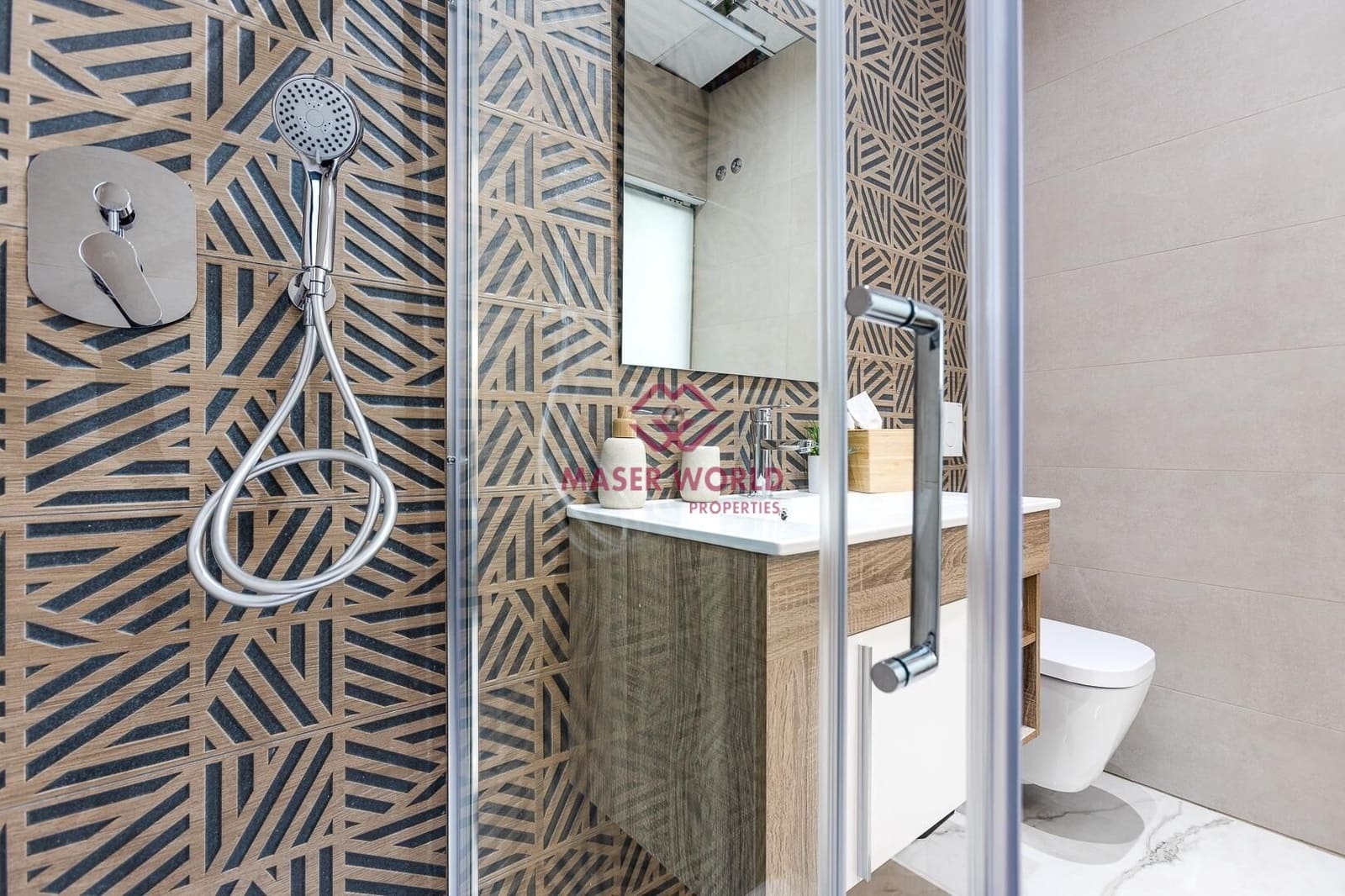 3 bedroom Villa for sale in Ciudad Quesada with pool - € 496,000 (Ref: 8708171)