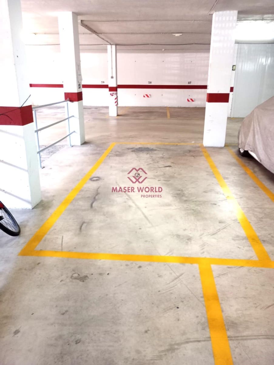 Garage te koop in Puerto de Mazarron - € 9.000 (Ref: 8813317)