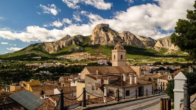 3 slaapkamer Villa te koop in Polop met zwembad - € 598.000 (Ref: 8836718)