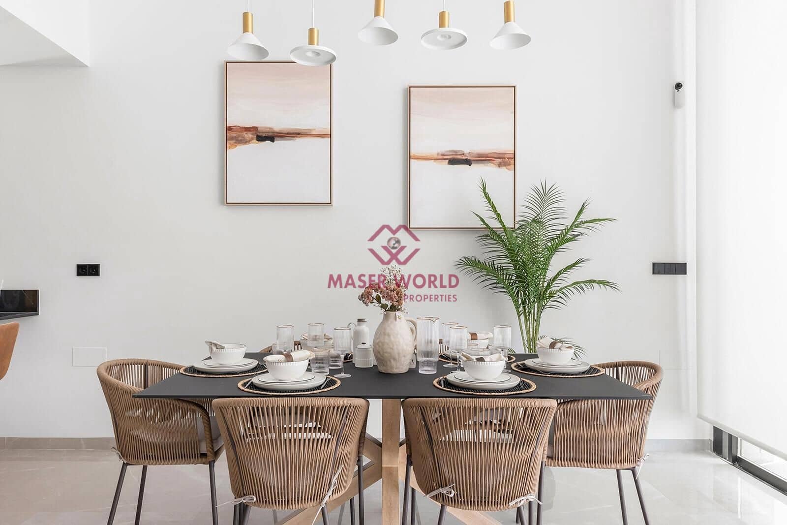 3 sypialnia Willa na sprzedaż w Torrevieja z basenem - 700 000 € (Ref: 8836732)