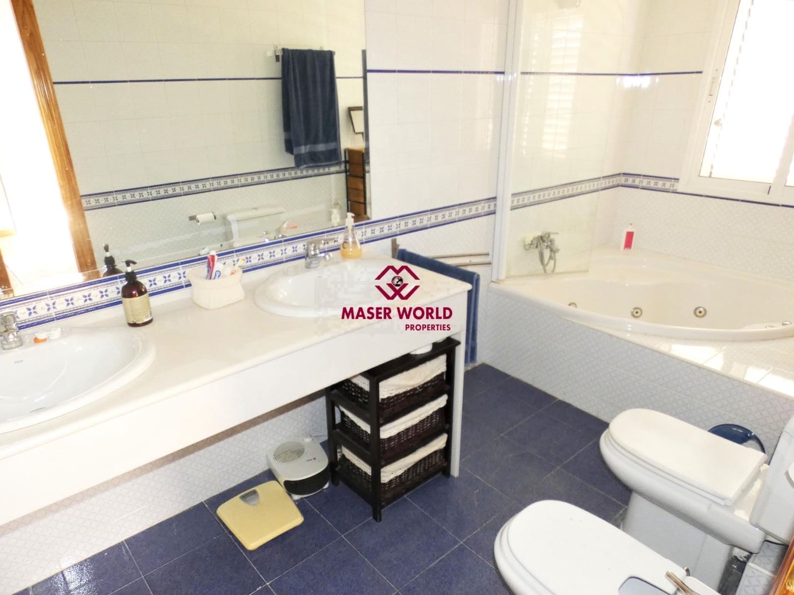 5 soverom Villa til salgs i Bolnuevo med svømmebasseng garasje - € 830 000 (Ref: 8886146)