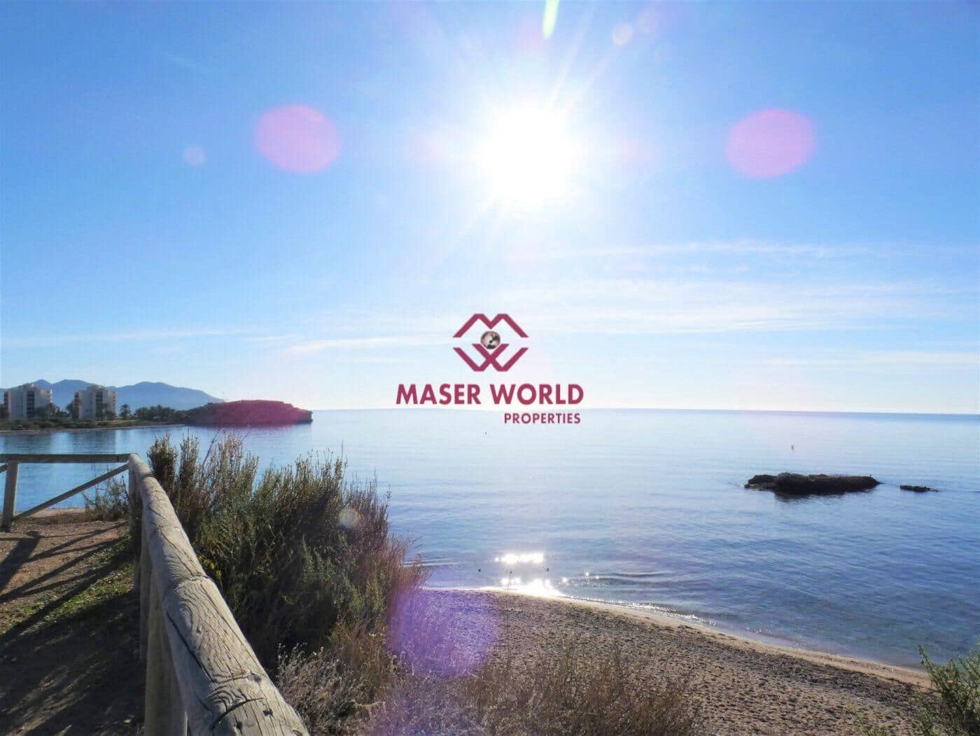 2 soverom Leilighet til salgs i Isla Plana med garasje - € 360 000 (Ref: 8905510)