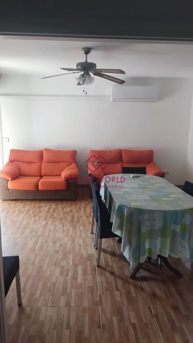 Piso de 3 habitaciones en La Manga del Mar Menor en venta con piscina - 185.000 € (Ref: 8929942)