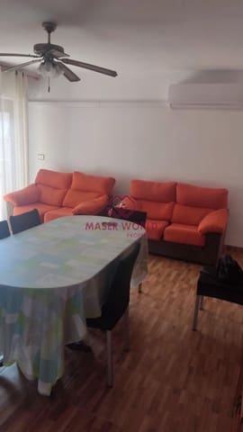 Piso de 3 habitaciones en La Manga del Mar Menor en venta con piscina - 185.000 € (Ref: 8929942)