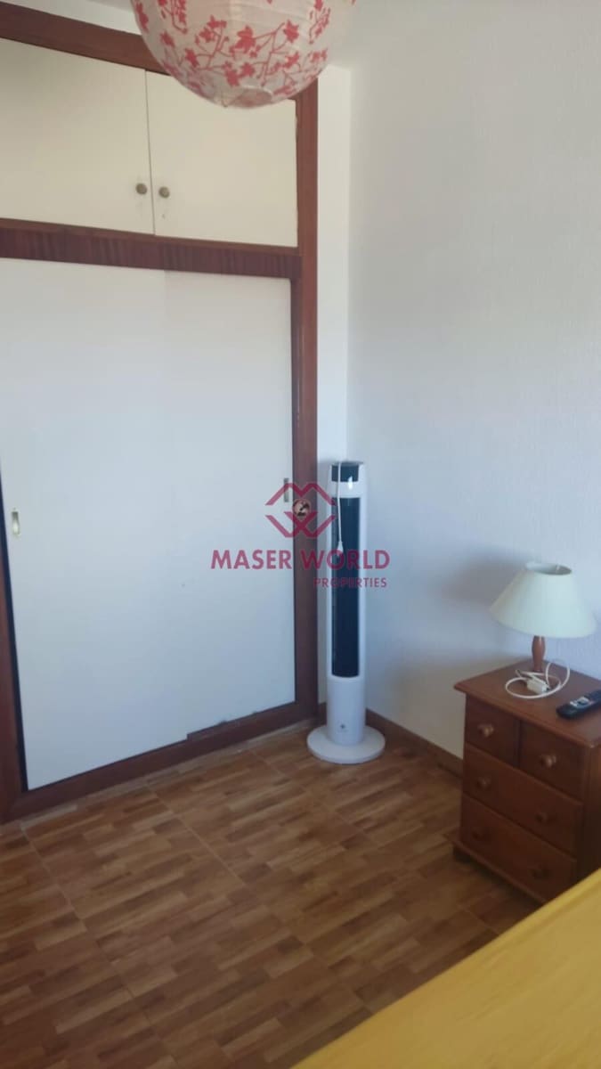 Piso de 3 habitaciones en La Manga del Mar Menor en venta con piscina - 185.000 € (Ref: 8929942)