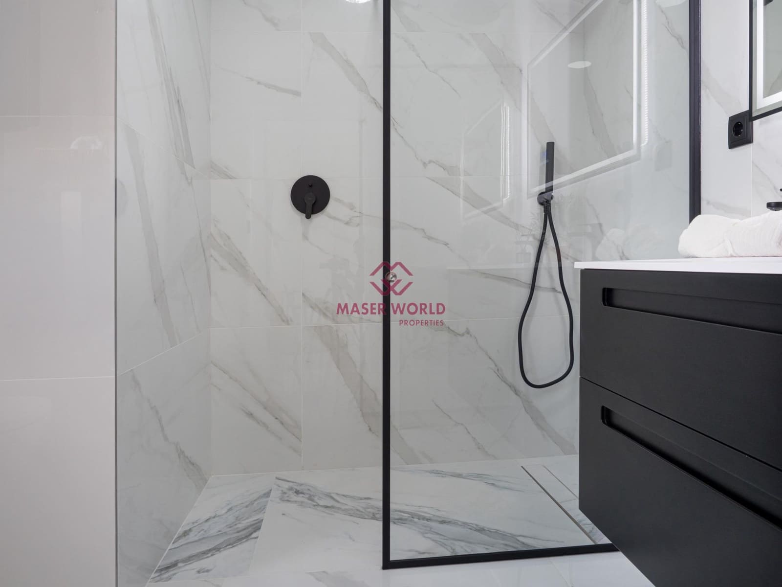 3 bedroom Villa for sale in San Pedro del Pinatar with pool - € 465,000 (Ref: 9005408)