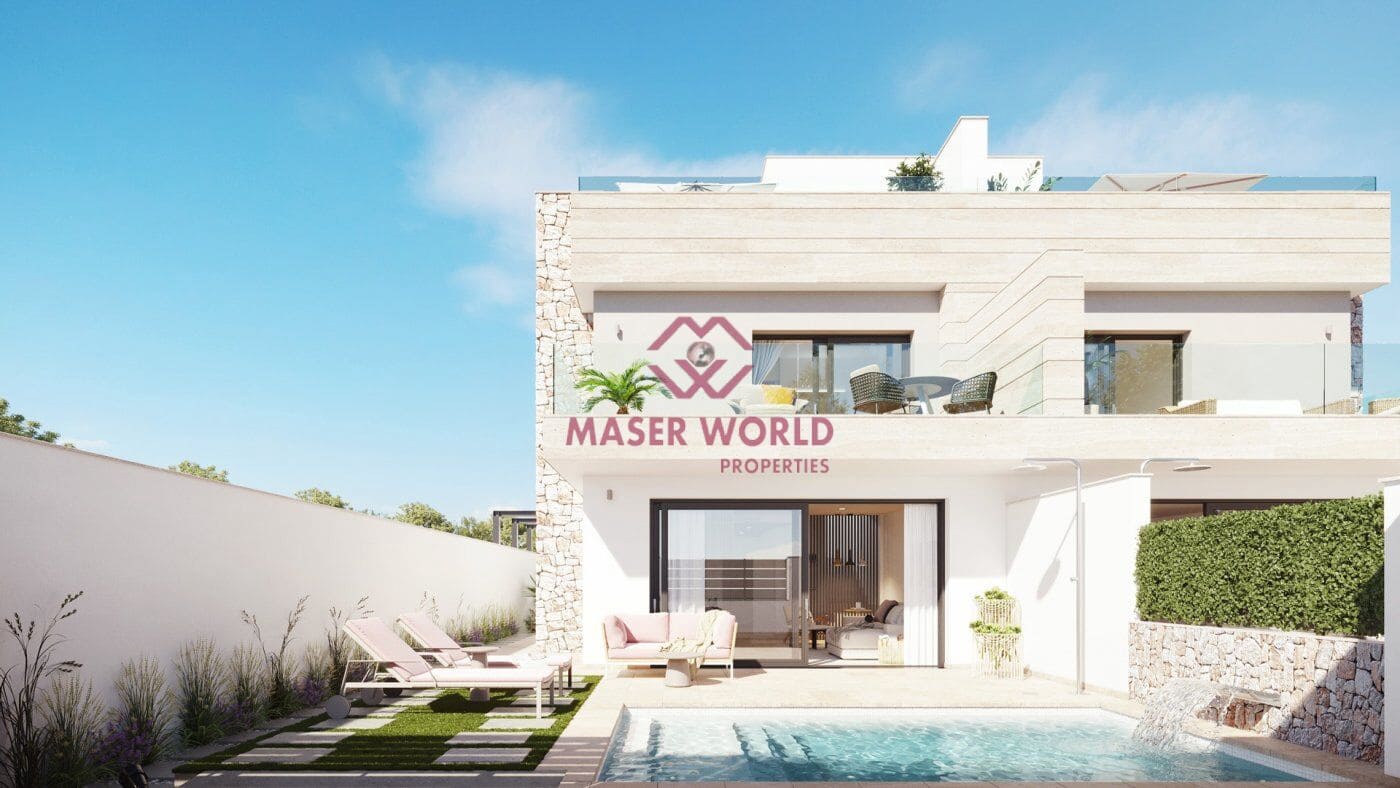 3 bedroom Villa for sale in San Pedro del Pinatar with pool - € 465,000 (Ref: 9005408)