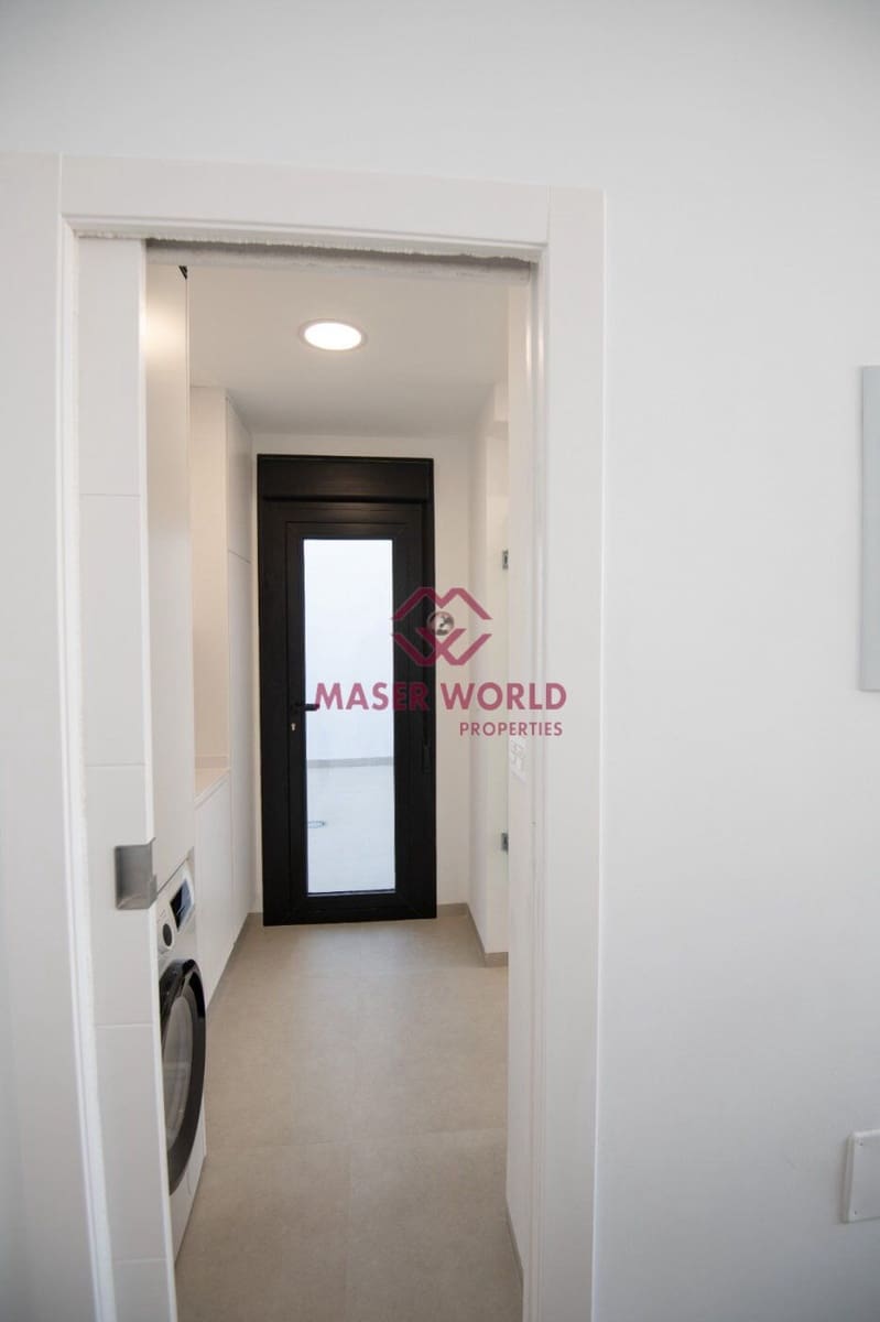 3 sypialnia Dom szeregowy na sprzedaż w Santiago de la Ribera z basenem garażem - 595 000 € (Ref: 9089667)