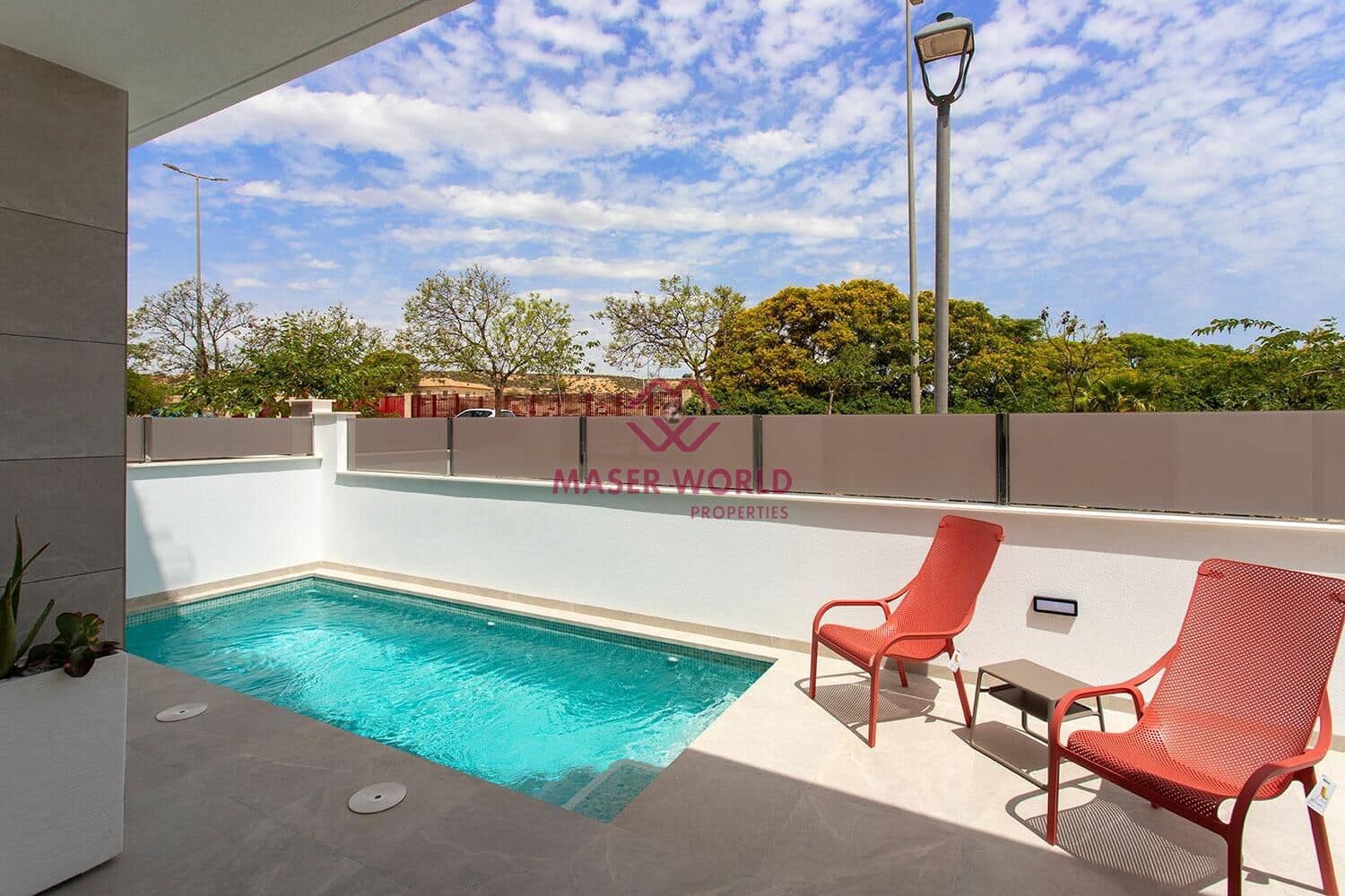 3 soverom Kjedet enebolig til salgs i Sucina med svømmebasseng - € 359 900 (Ref: 9116671)