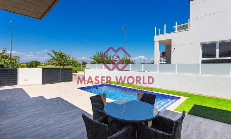 3 sypialnia Willa na sprzedaż w Daya Nueva z basenem - 420 000 € (Ref: 9183564)