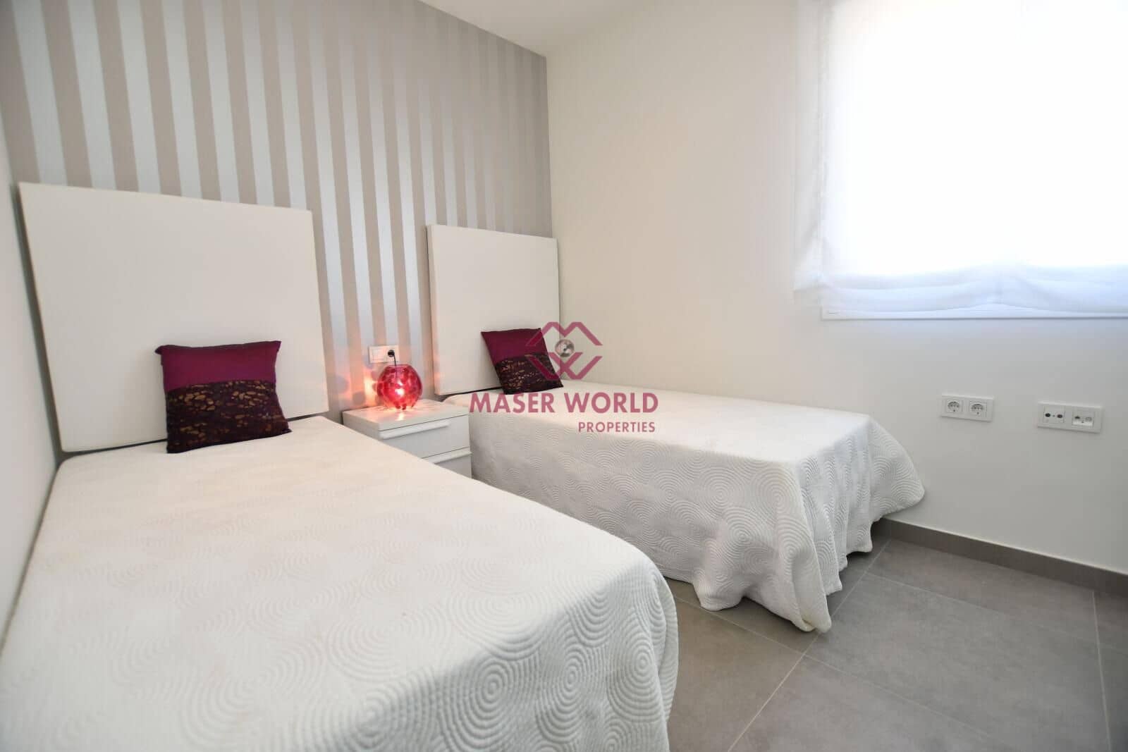 2 quarto Bungalow para venda em San Miguel de Salinas com piscina - 273 800 € (Ref: 9183568)