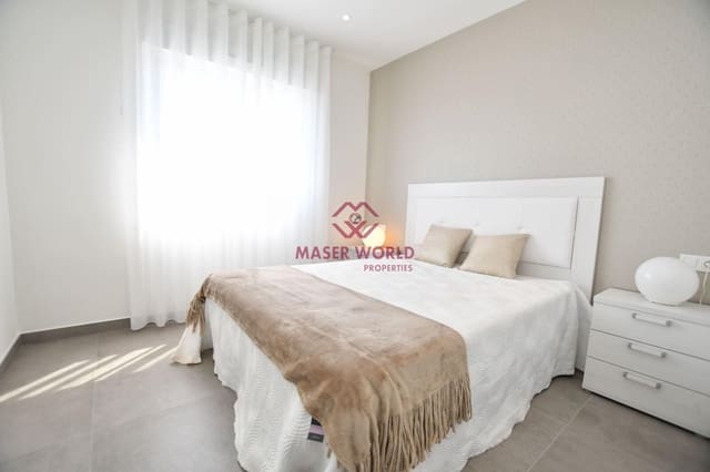 2 quarto Bungalow para venda em San Miguel de Salinas com piscina - 273 800 € (Ref: 9183568)