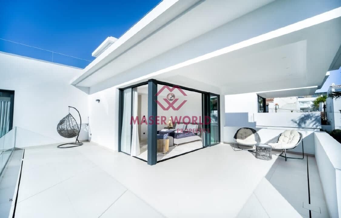 4 soverom Villa til salgs i Golden Mile med svømmebasseng garasje - € 3 500 000 (Ref: 9186790)