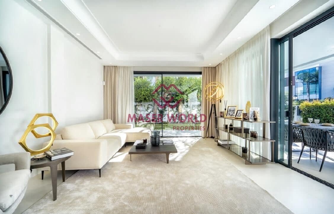 4 soverom Villa til salgs i Golden Mile med svømmebasseng garasje - € 3 500 000 (Ref: 9186790)