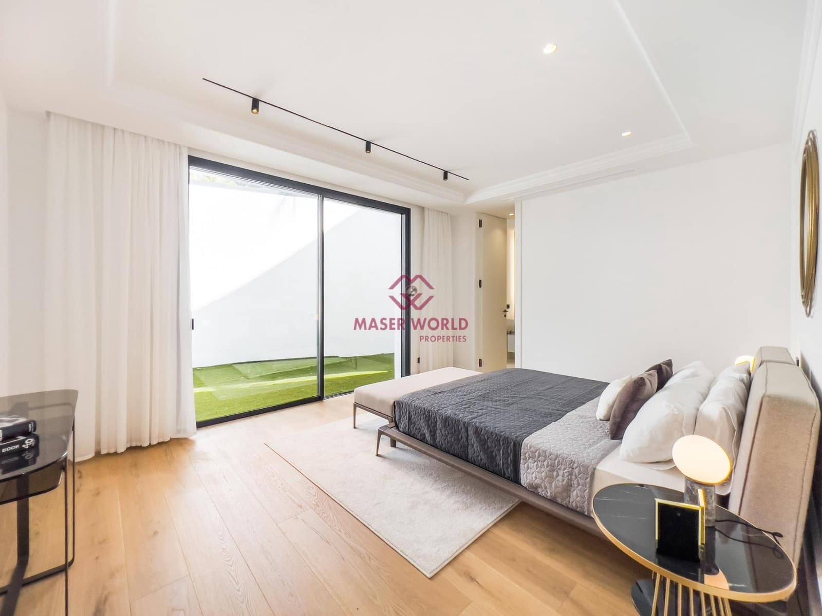 6 sypialnia Willa na sprzedaż w Marbella z basenem garażem - 6 400 000 € (Ref: 9188347)