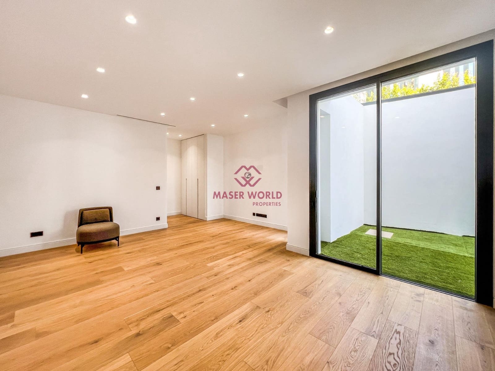 6 sypialnia Willa na sprzedaż w Marbella z basenem garażem - 6 400 000 € (Ref: 9188347)