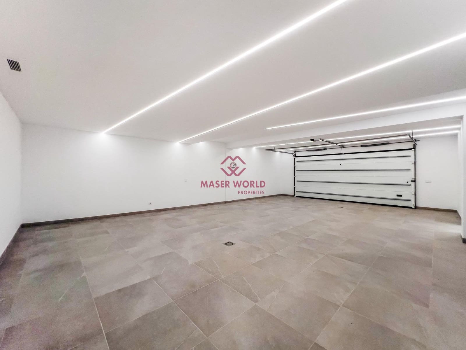 6 sypialnia Willa na sprzedaż w Marbella z basenem garażem - 6 400 000 € (Ref: 9188347)