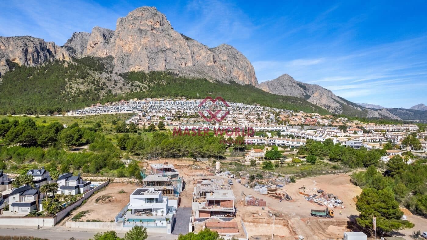 4 chambre Villa/Maison à vendre à Polop avec piscine garage - 725 000 € (Ref: 9192224)