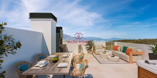 3 soverom Rekkehus til salgs i Manilva med svømmebasseng garasje - € 595 000 (Ref: 9193697)