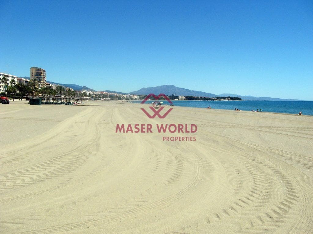 3 slaapkamer Appartement te koop in Estepona met zwembad - € 475.000 (Ref: 9193700)