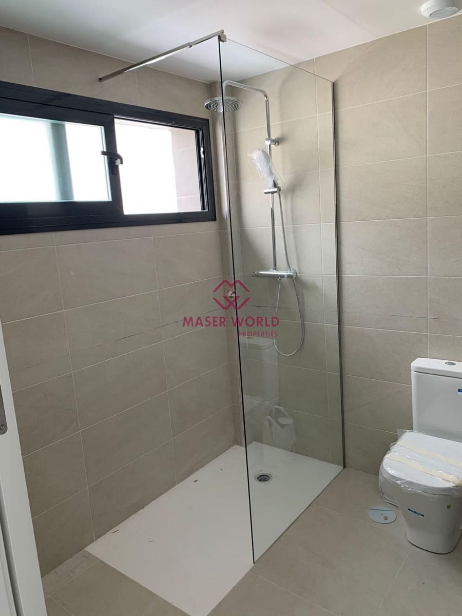 4 soverom Villa til salgs i La Duquesa / Puerto de la Duquesa med svømmebasseng - € 730 000 (Ref: 9193701)