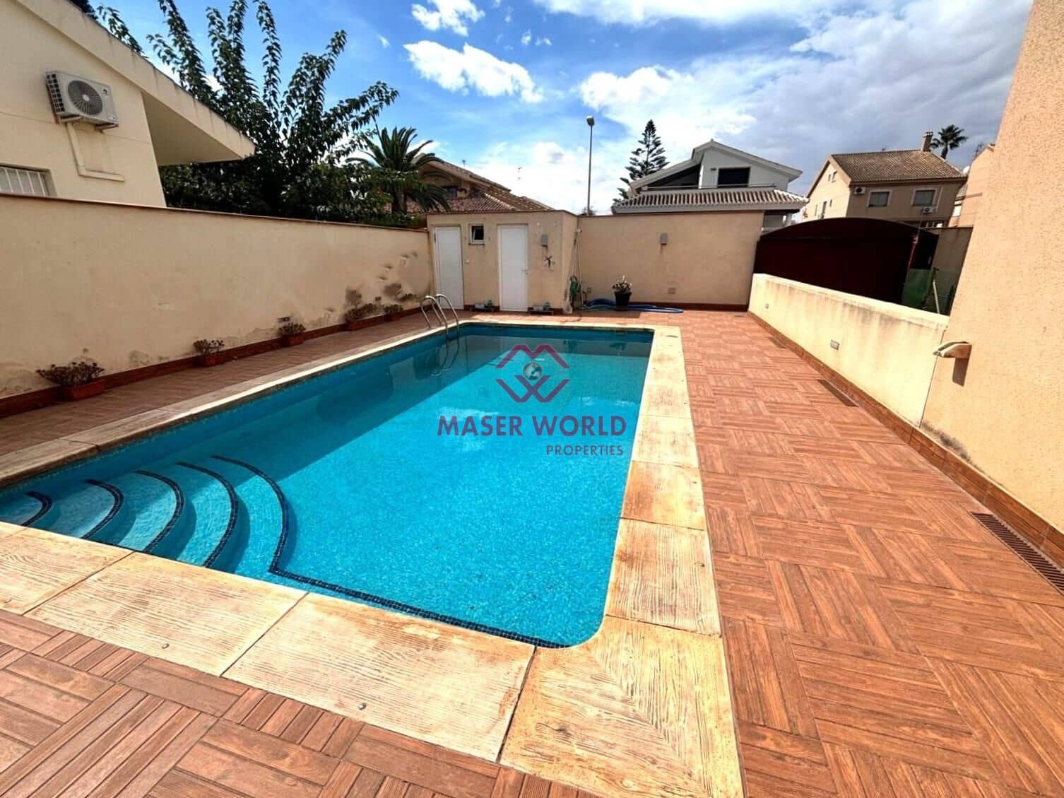 4 bedroom Villa for sale in Santiago de la Ribera with pool garage - € 565,000 (Ref: 9272511)