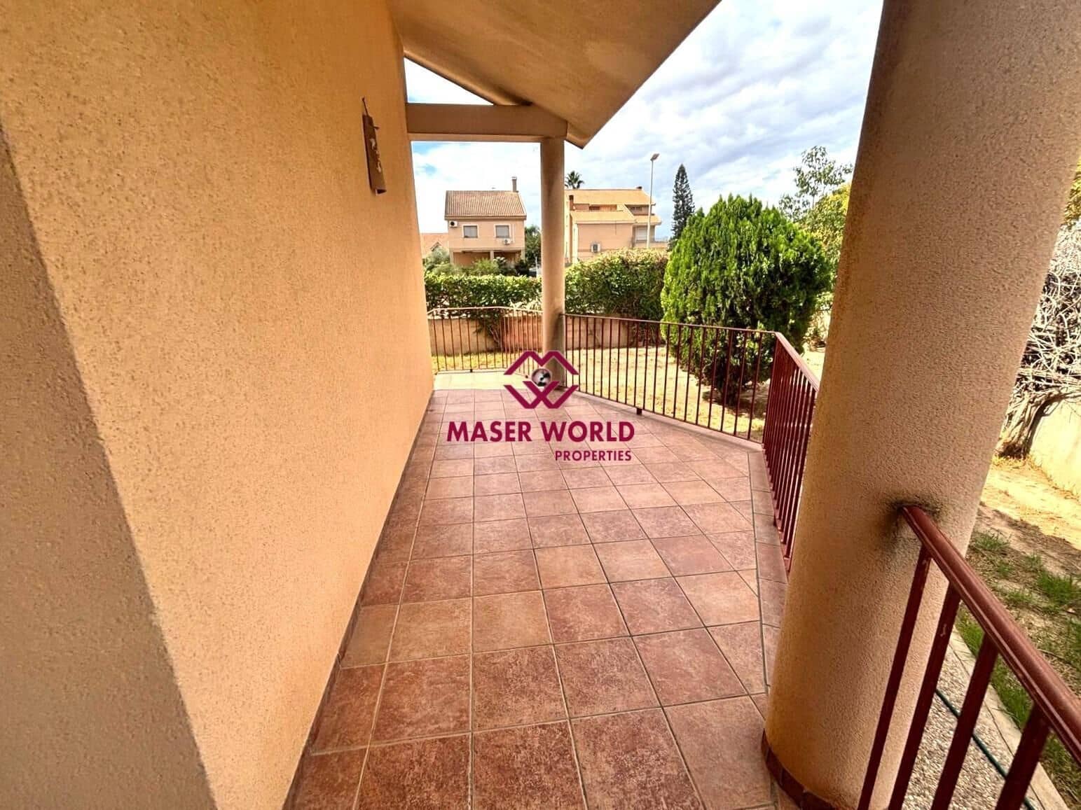 4 bedroom Villa for sale in Santiago de la Ribera with pool garage - € 565,000 (Ref: 9272511)