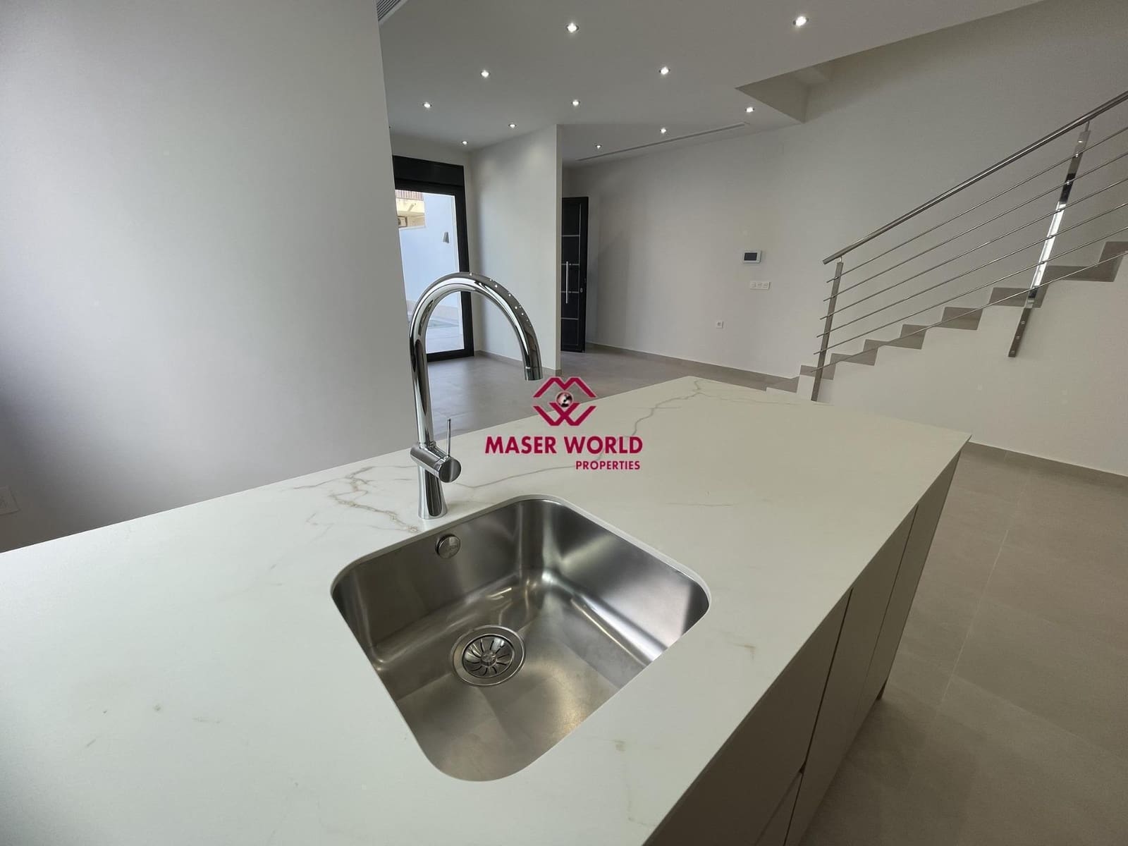 3 chambre Villa/Maison à vendre à Heredades avec piscine - 359 900 € (Ref: 9343280)