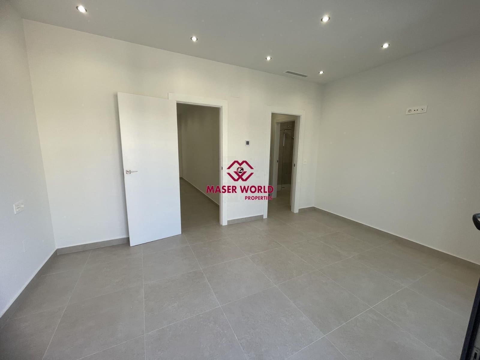 3 chambre Villa/Maison à vendre à Heredades avec piscine - 359 900 € (Ref: 9343280)