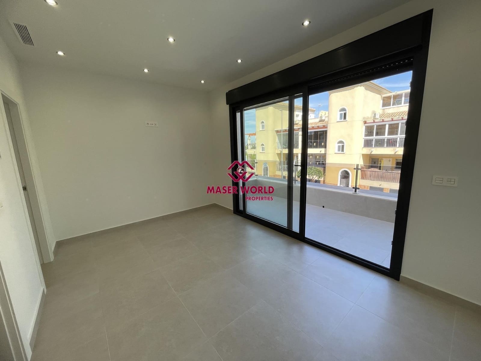 3 chambre Villa/Maison à vendre à Heredades avec piscine - 359 900 € (Ref: 9343280)