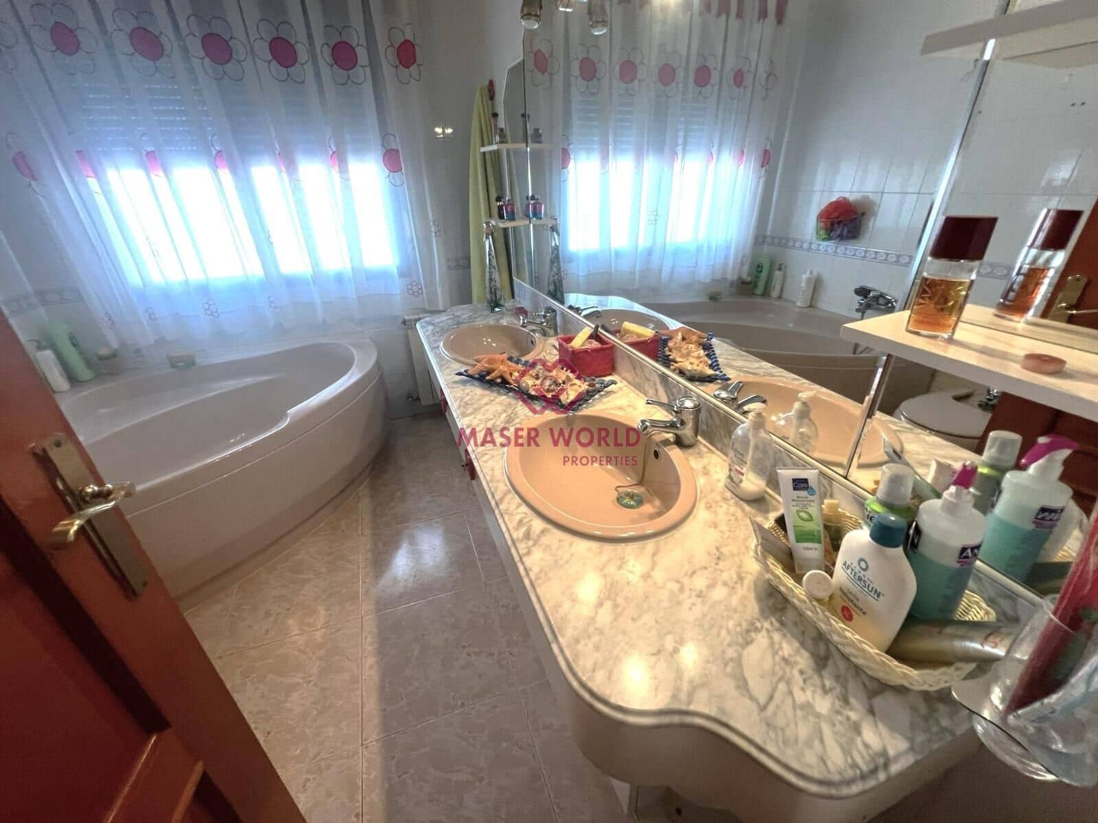 5 sypialnia Willa na sprzedaż w Isla Plana z basenem garażem - 540 000 € (Ref: 9344692)