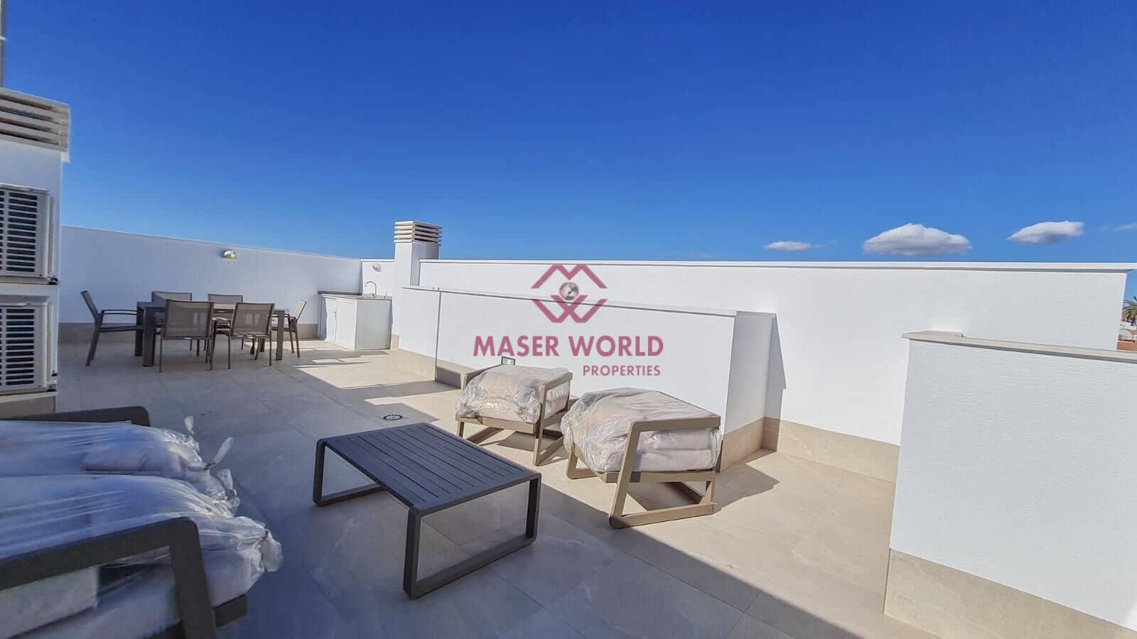 3 sypialnia Willa na sprzedaż w San Pedro del Pinatar z basenem - 369 900 € (Ref: 9344697)