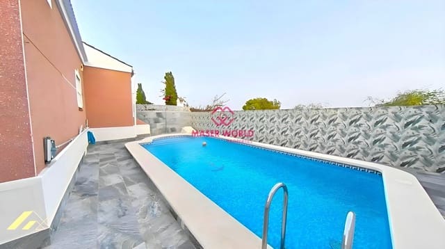 3 sypialnia Willa na sprzedaż w San Luis, Torrevieja z basenem garażem - 335 000 € (Ref: 9347238)