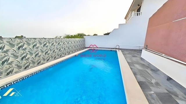 3 sypialnia Willa na sprzedaż w San Luis, Torrevieja z basenem garażem - 335 000 € (Ref: 9347238)