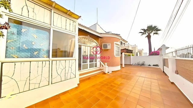 3 sypialnia Willa na sprzedaż w San Luis, Torrevieja z basenem garażem - 335 000 € (Ref: 9347238)