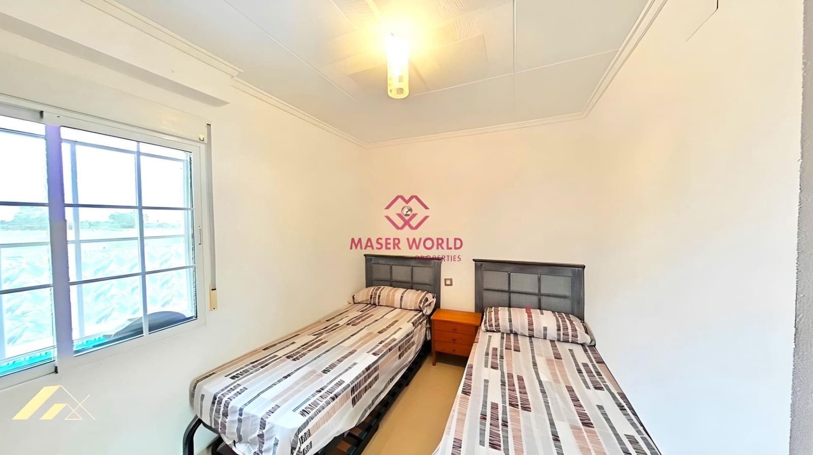 Chalet de 3 habitaciones en San Luis en venta con piscina garaje - 335.000 € (Ref: 9347238)