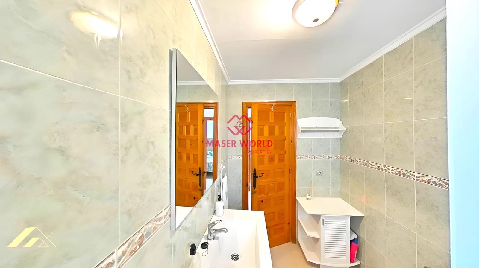 Chalet de 3 habitaciones en San Luis en venta con piscina garaje - 335.000 € (Ref: 9347238)